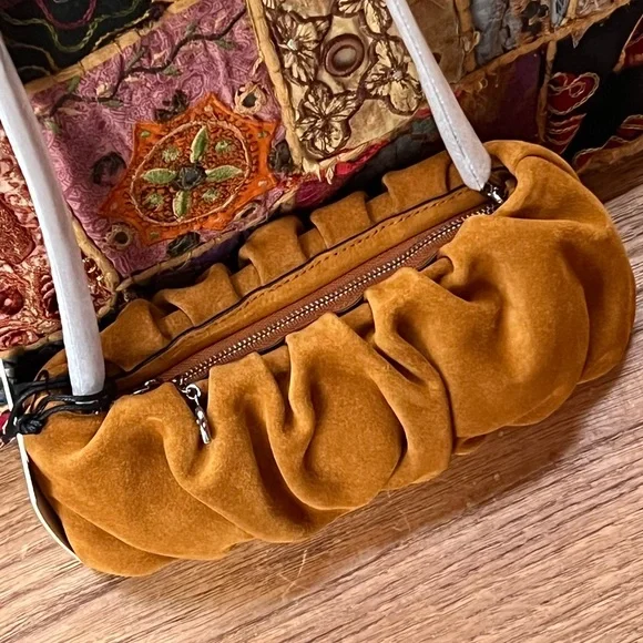 NWT Staud Bean Bag Tobacco Suede 🌟Rare🌟
